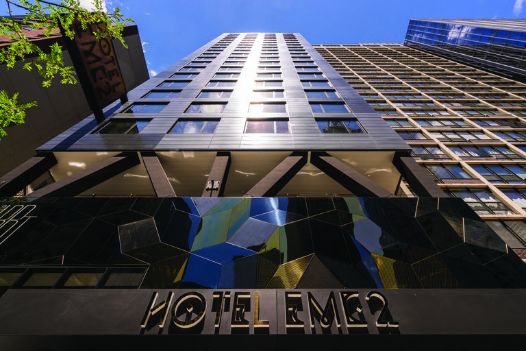 Hotel EMC2 3