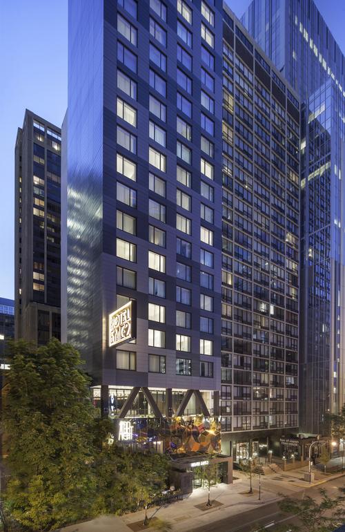 Hotel EMC2 2